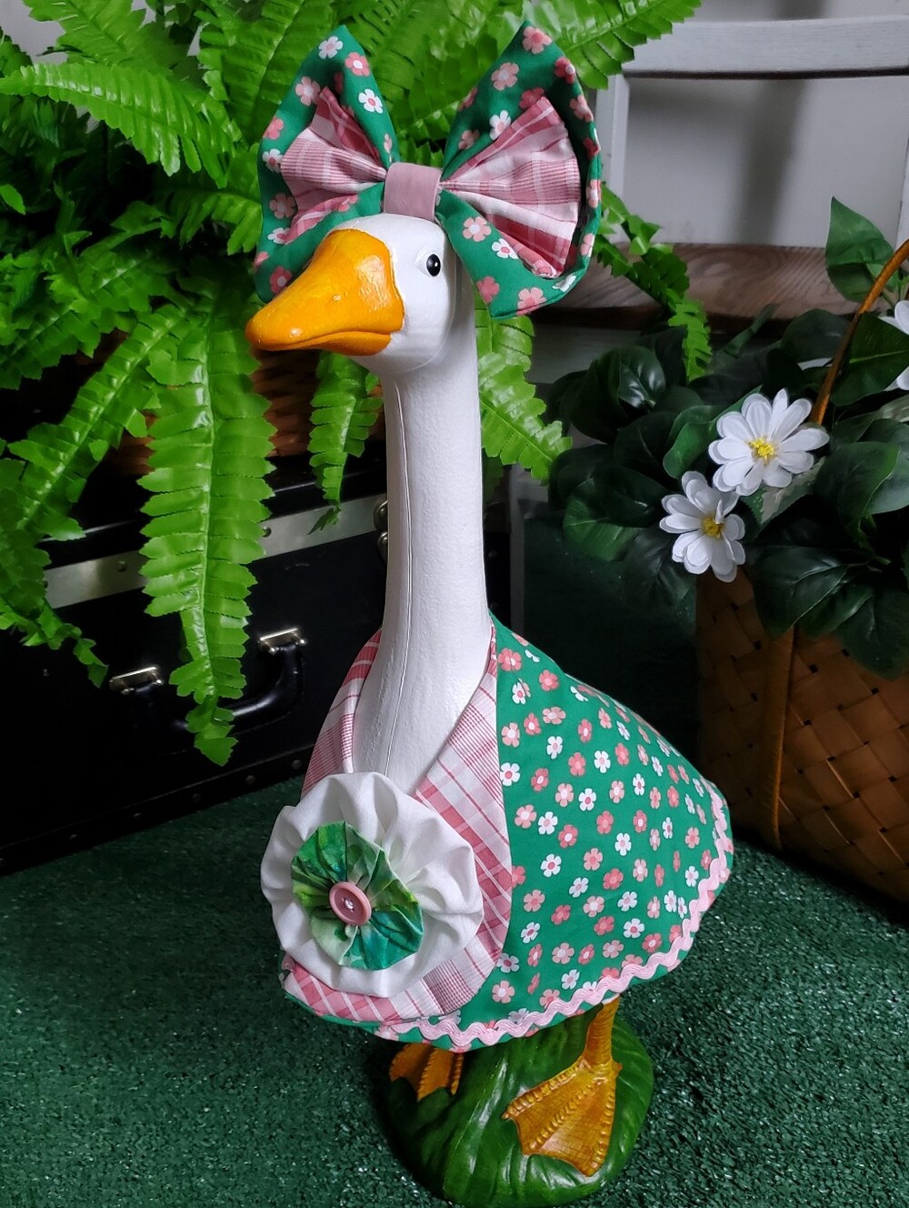 Porch Gosse Outfit & Bow Set Fits Mainstays 19.6" Goose Statue